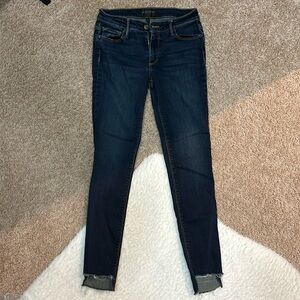 Black Orchid- Mid Rise Super Skinny